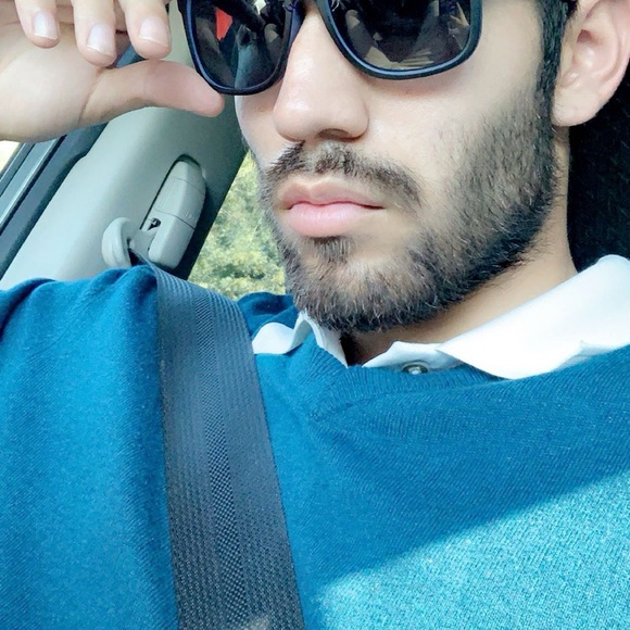 Meet your Posher, Richard Chevez - Picture 8 of 10